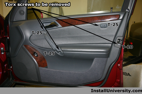 Buy the spare part Mercedes-Benz A2407580302 handle molding